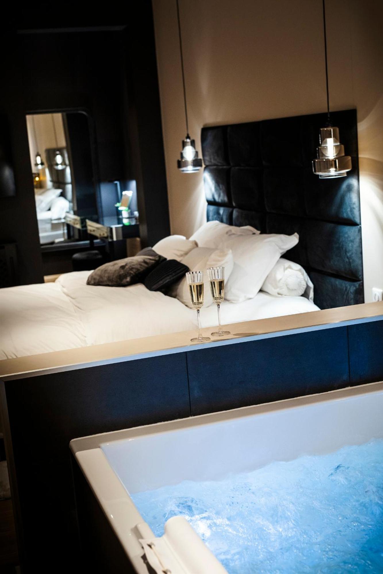 Hedone Suite De Luxe Et Spa Privatif Нанси Экстерьер фото