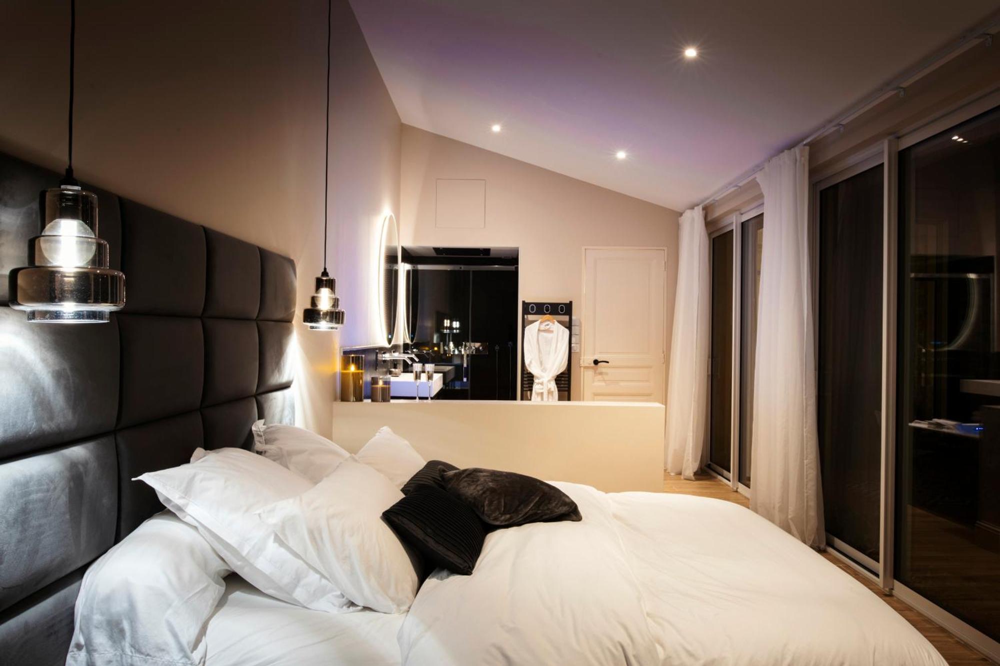 Hedone Suite De Luxe Et Spa Privatif Нанси Экстерьер фото